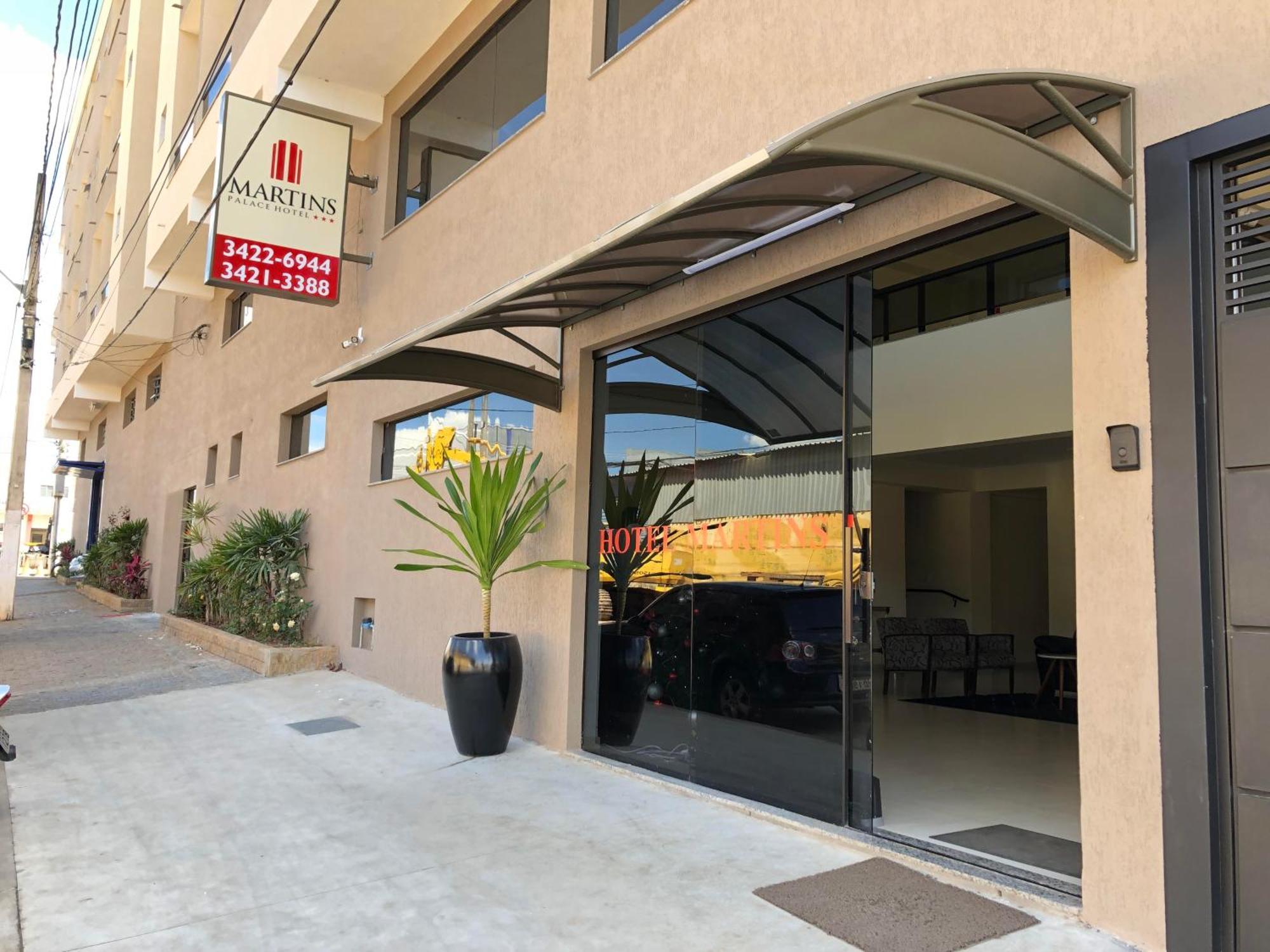 Hotel Martins Pouso Alegre Exterior foto